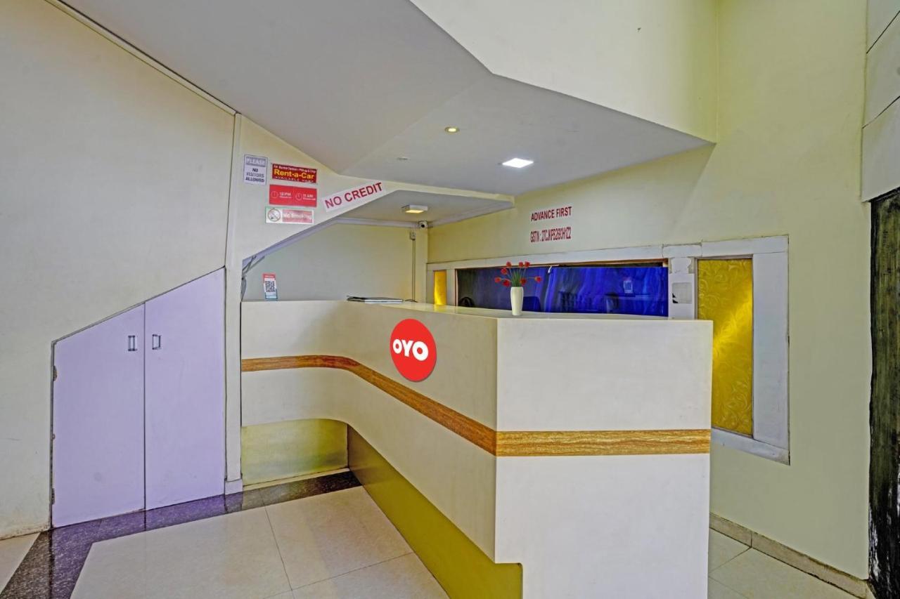 Pop 81030D Hotel Crystal Park Jogeshwari Mumbai Bagian luar foto